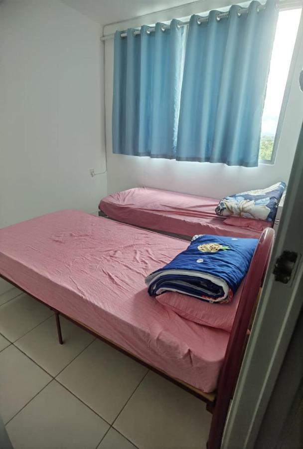 Ike Village Homestay Near With Uitm Kota Samarahan Exterior foto